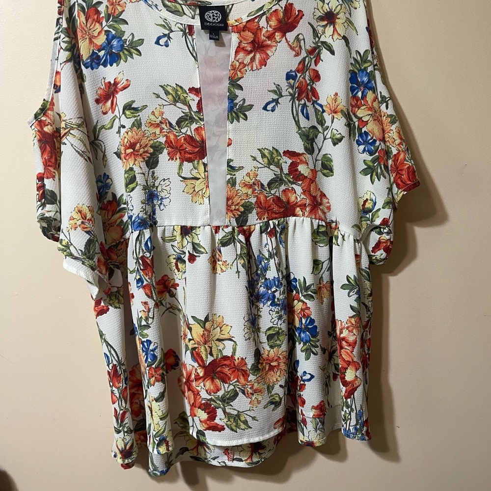 Bobeau White Flutter Sleeve Blouse with Peplum
